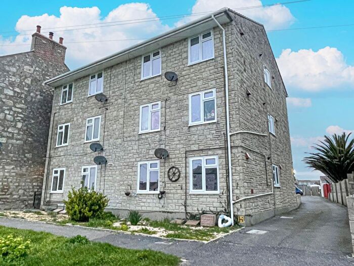 2 Bedroom Flat To Rent In Weston Street, Portland, DT5