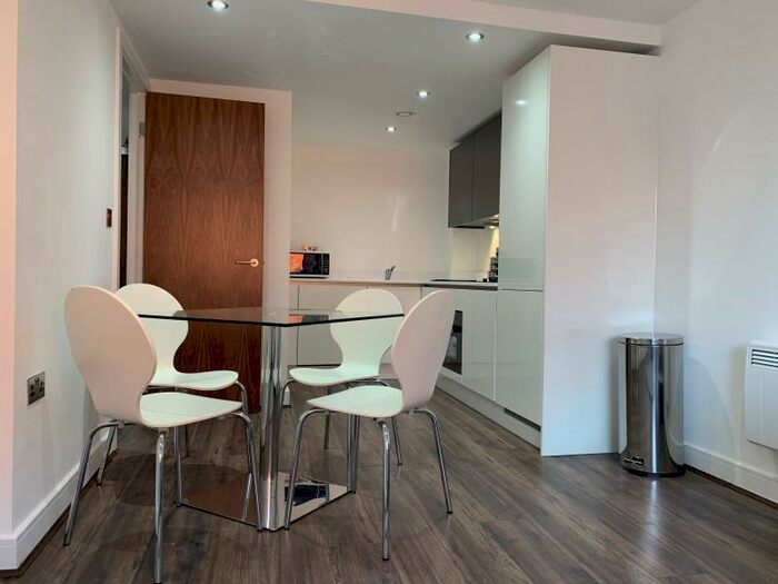 1 Bedroom Apartment To Rent In Madison House, Gooch Street North, Birmingham, B5