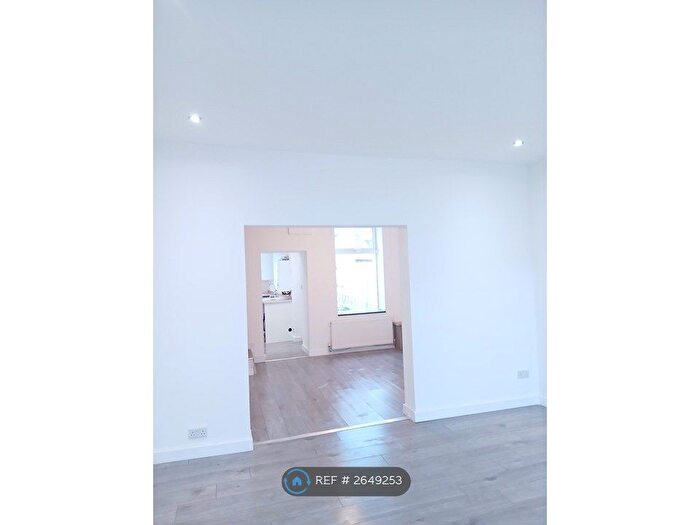 3 Bedroom Terraced House To Rent In Robinson Street, Foulridge, Colne, BB8