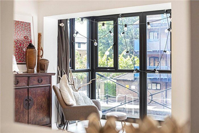 4 Bedroom End Of Terrace House To Rent In Bridge House Quay, London, E14