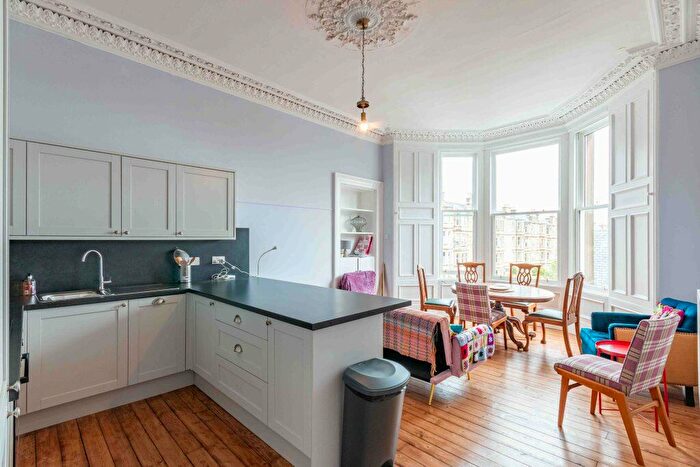 4 Bedroom Flat To Rent In L – Morningside Road, Edinburgh, EH10