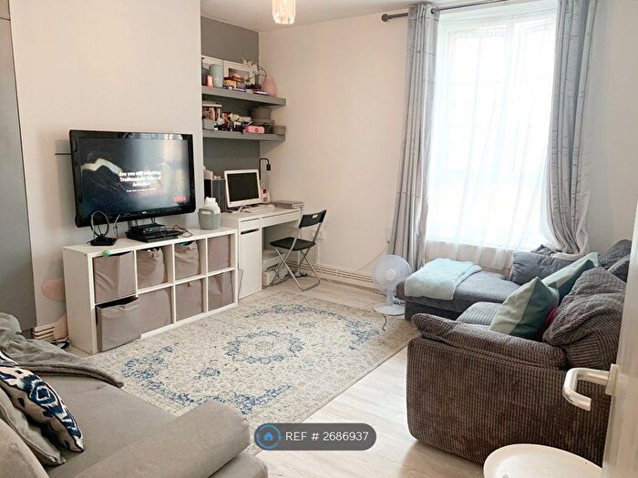 1 Bedroom Flat To Rent In Ledbury House, London, SE22