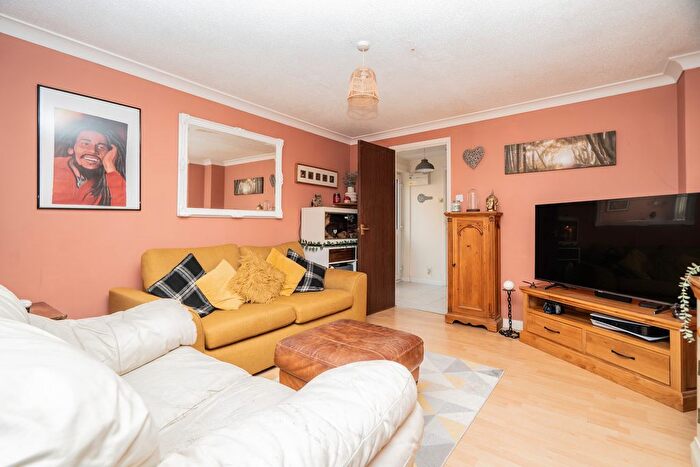 2 Bedroom Semi-Detached House For Sale In Calverleigh Crescent, Furzton Milton Keynes, MK4