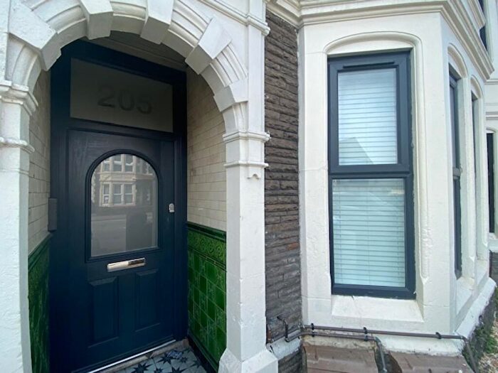 2 Bedroom Flat To Rent In Whitchurch Road, Cardiff, CF14