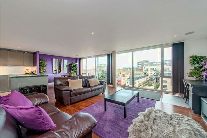 2 Bedroom Flat To Rent In Graham Street, Angel, London, N1