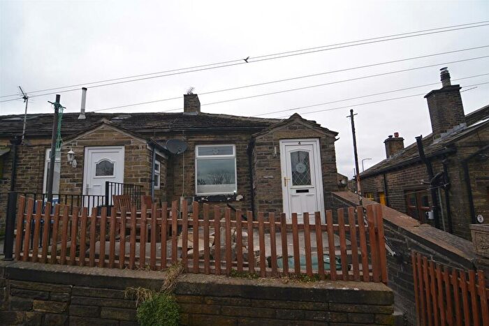 1 Bedroom Terraced Bungalow To Rent In Prospect View, Queensbury, Bradford, BD13