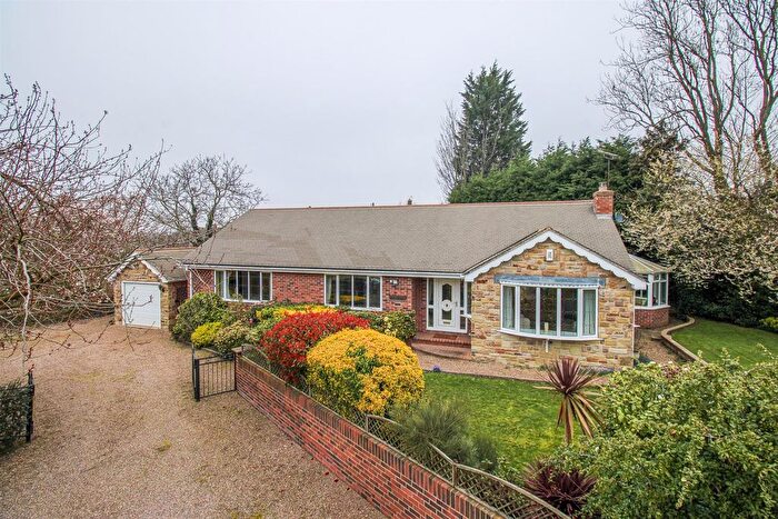 3 Bedroom Detached Bungalow For Sale In Milnthorpe Drive, Sandal, Wakefield, WF2