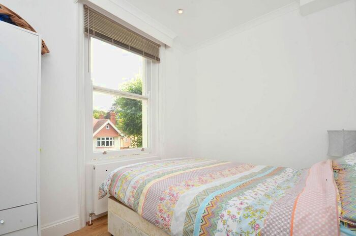 1 Bedroom Flat To Rent In Catherine Road, Surbiton, KT6