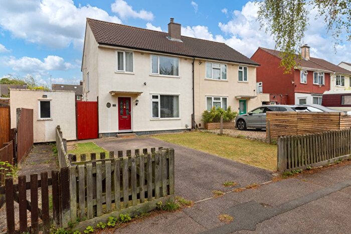 3 Bedroom Semi-Detached House For Sale In Howard Road, Cambridge, CB5