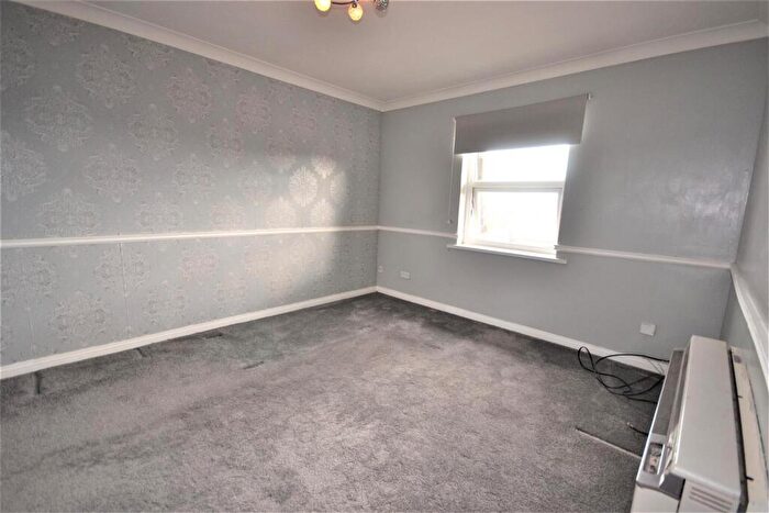 2 Bedroom Apartment For Sale In Tattersalls Chase, Southminster, CM0