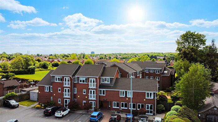 2 Bedroom Flat For Sale In Kiln Lane, Eccleston, St Helens, WA10