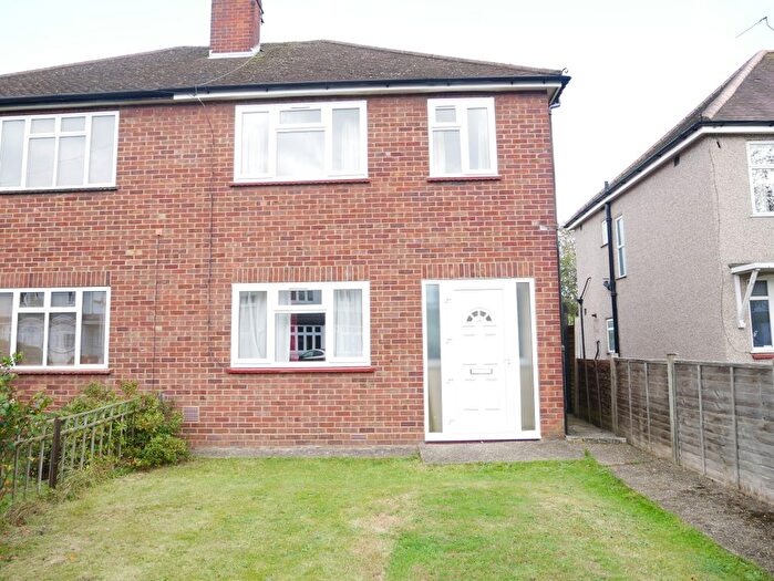 3 Bedroom End Of Terrace House To Rent In Queens Road, Hayes, UB3