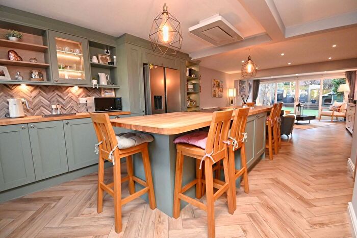 5 Bedroom Semi Detached House For Sale In Silverwood Road, Woolley Grange, Barnsley, S75