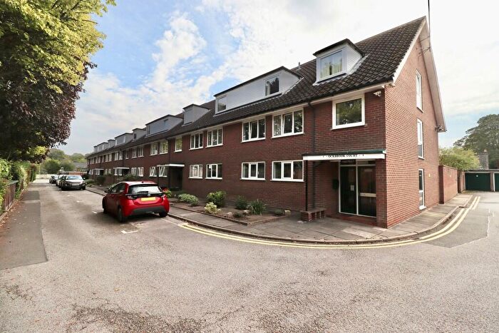 2 Bedroom Apartment For Sale In Ockbrook Court, Williamson Street, Lincoln, LN1