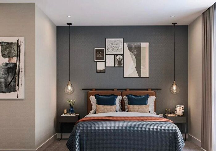 2 Bedroom Flat To Rent In Affinity View, London, E16