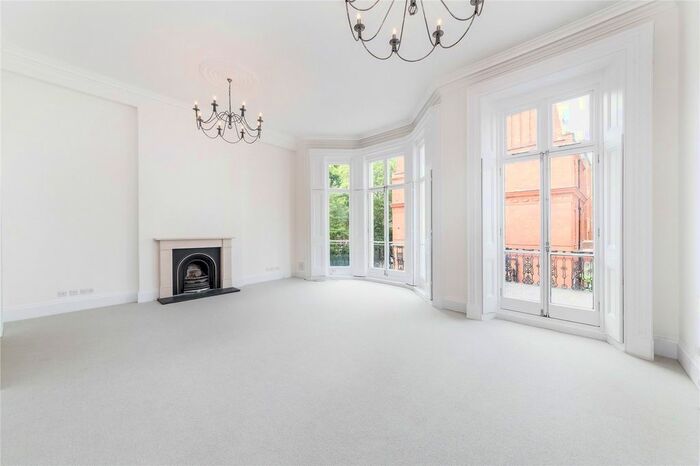 2 Bedroom Flat To Rent In Cranley Gardens, South Kensington, London, SW7