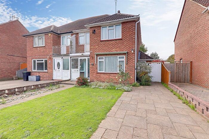 3 Bedroom Semi-detached House For Sale In Rogate Road., Worthing, BN13