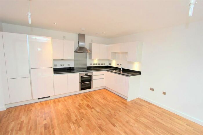 2 Bedroom Flat To Rent In Bugle House, London, SE10