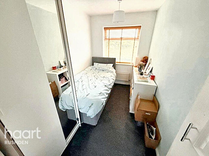 4 Bedroom Detached House For Sale In Chapmans Close, Wellingborough, NN29