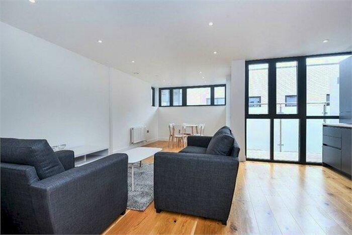 3 Bedroom Apartment To Rent In Alpha House, Dalston, London, E8