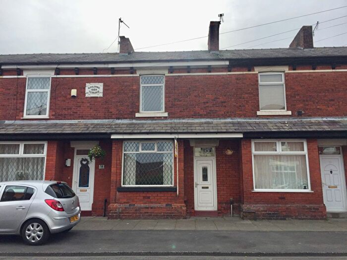 2 Bedroom Property To Rent In Stanley Street, Leyland, PR25