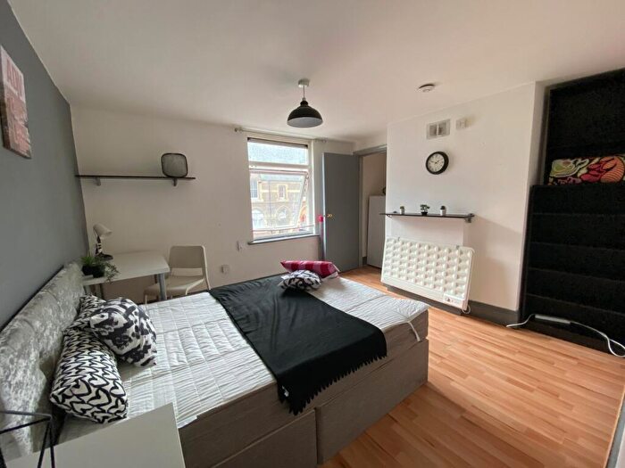 1 Bedroom Apartment To Rent In Humberstone Gate, Leicester, LE1