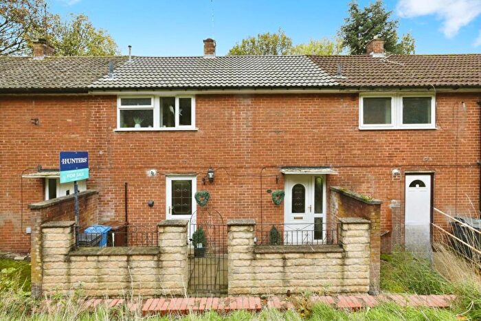 3 Bedroom Terraced House For Sale In Cawthorne Close, Woodseats, Sheffield, S8