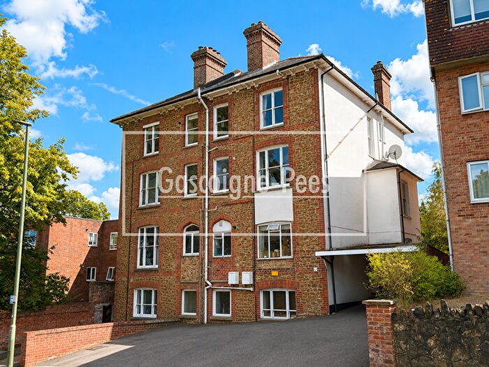 2 Bedroom Apartment To Rent In Harvey Road, Guildford, GU1