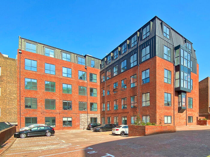 2 Bedroom Apartment To Rent In Compass House, Camberley, GU15