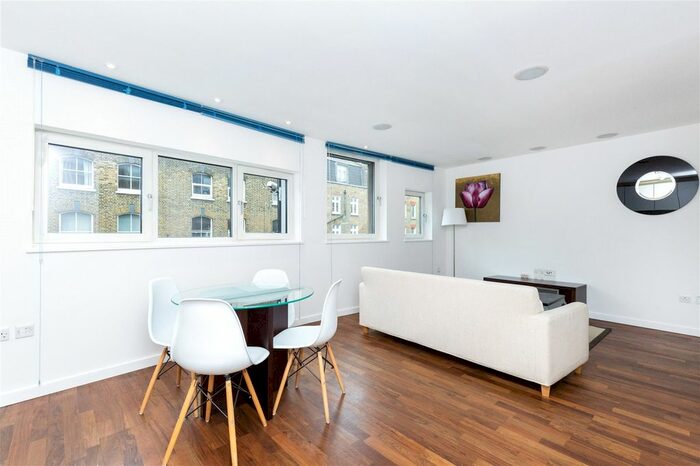 1 Bedroom Flat To Rent In Islington On The Green, A Islington Green, Angel, Islington, London, N1
