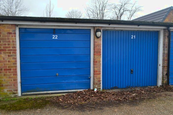 Garage / Parking To Rent In Turin Court, SP10