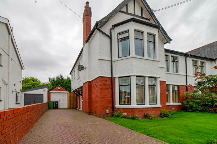 3 Bedroom Apartment To Rent In Bishops Road, Whitchurch, Cardiff, CF14