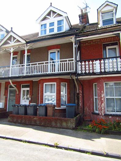Flat To Rent In Russell Road, Felixstowe, IP11