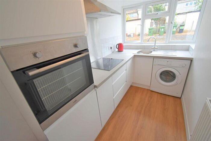 1 Bedroom Apartment To Rent In Upper Wickham Lane, Welling, DA16