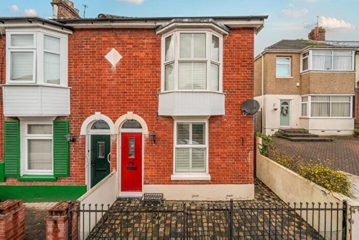 2 Bedroom End Of Terrace House For Sale In Park Lane, Cosham, Portsmouth, PO6