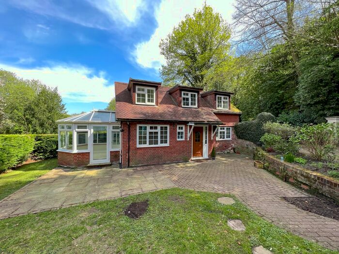 2 Bedroom Chalet To Rent In Ivy Dene Lane, Ashurst Wood, East Grinstead, RH19