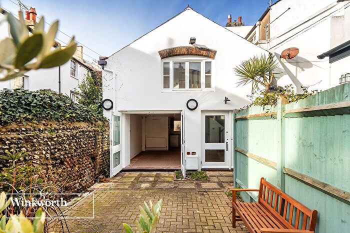 2 Bedroom Semi-Detached House To Rent In Little Western Street, Hove, East Sussex, BN3