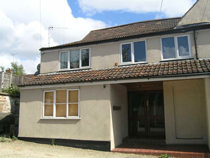 1 Bedroom Flat To Rent In Howard Court, London Road, Calne, Wiltshire, SN11