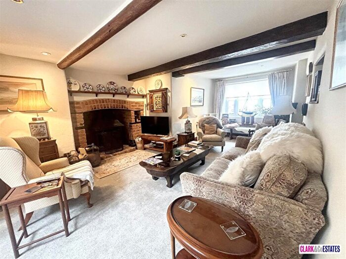 4 Bedroom Detached House For Sale In Topsham, EX3