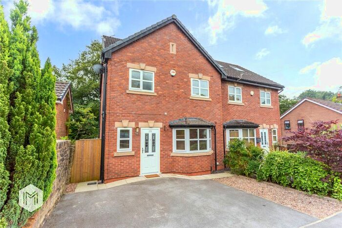 4 Bedroom Semi-Detached House To Rent In Thorns Close, Astley Bridge, Bolton, Greater Manchester, BL1