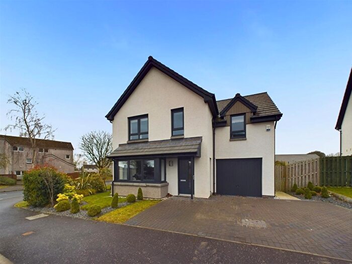 4 Bedroom Detached House For Sale In Douglas Davidson Drive, Rattray, Blairgowrie, PH10