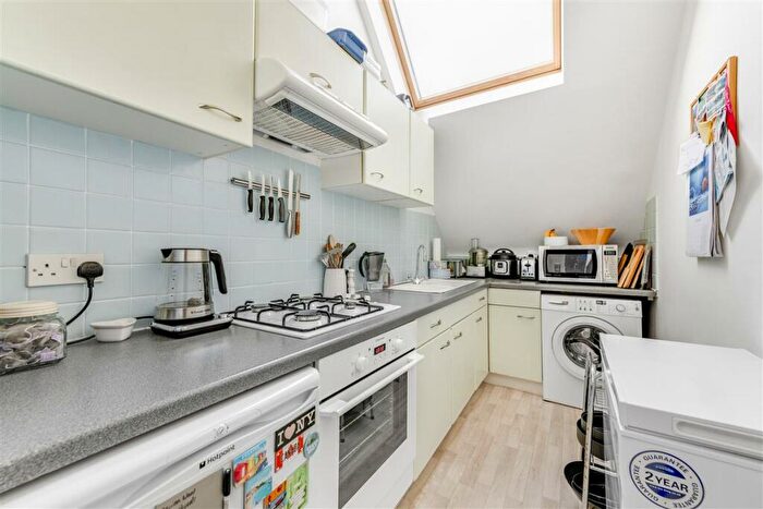 1 Bedroom Flat For Sale In Dartmouth Road, NW2