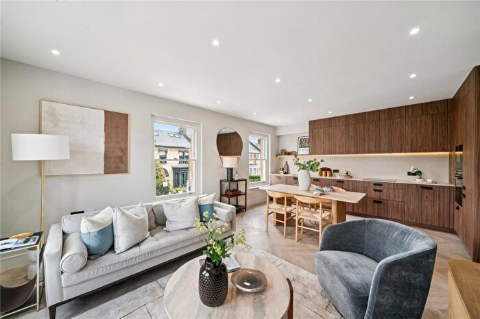 1 Bedroom Apartment For Sale In Ramsden Road, SW12