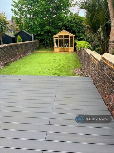 1 Bedroom Flat To Rent In Prinsep Road, Hove, BN3