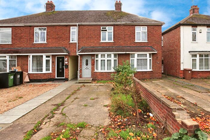 3 Bedroom Terraced House For Sale In Oxney Road, Peterborough, PE1