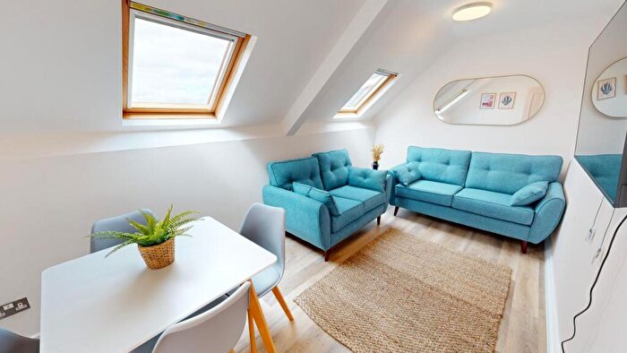 5 Bedroom Apartment To Rent In Osborne Road, NE2