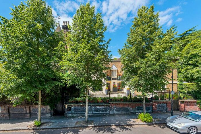 Studio To Rent In Frognal, Hampstead, London, NW3