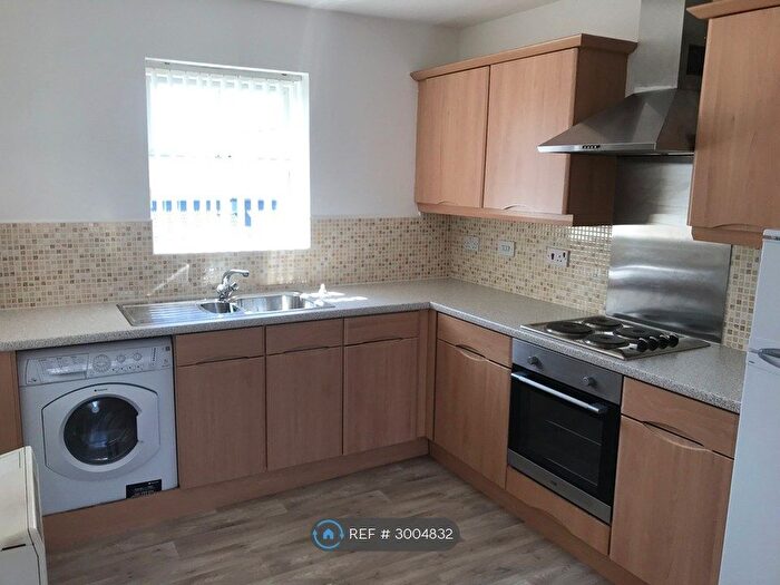 2 Bedroom Flat To Rent In Dorman Gardens, Middlesbrough, TS5