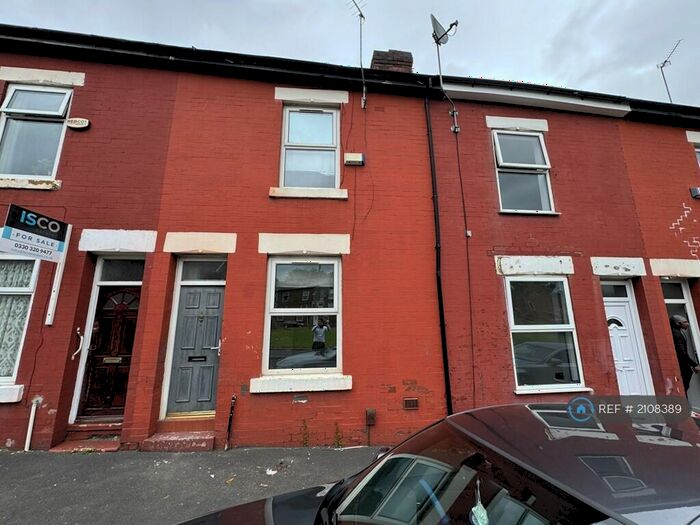 2 Bedroom Terraced House To Rent In Southam Street, Salford, M7