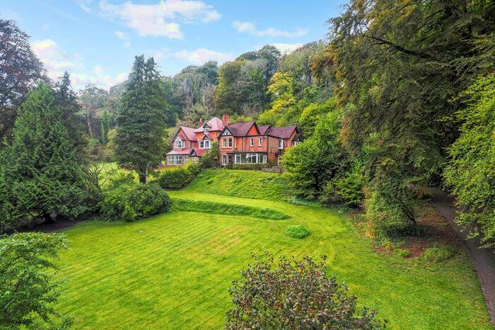 4 Bedroom Character Property For Sale In Hambledon, Nr Petersfield, Meon Valley, Hamphsire, PO7